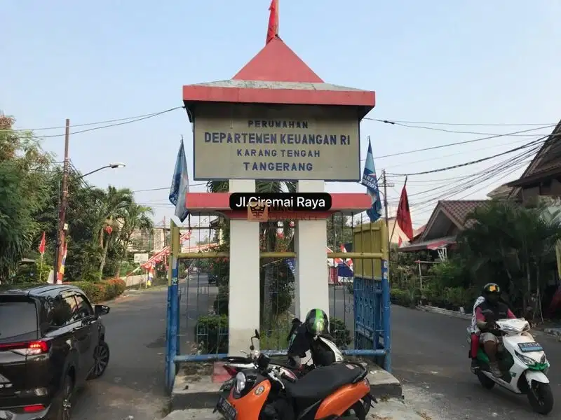 Dibawah NJOP Tanah Subur Karang Tengah Zona Kuning Tangerang 8.300m2