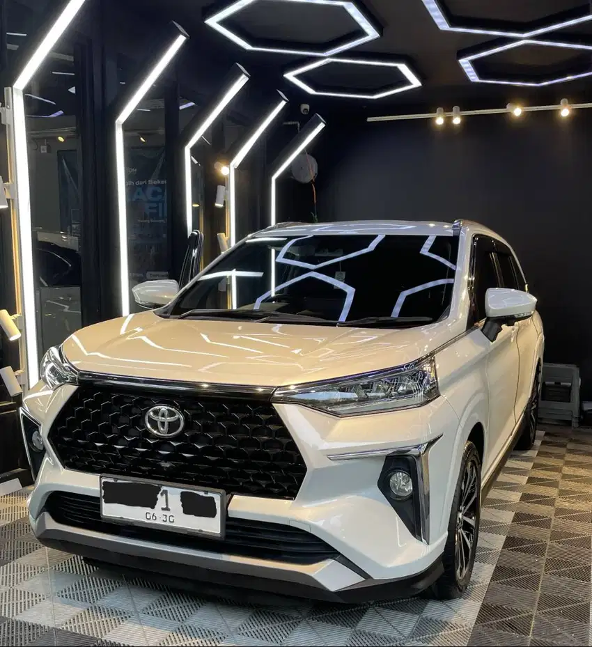 Toyota Veloz Q TSS A/T 2021 Warna Pearl White