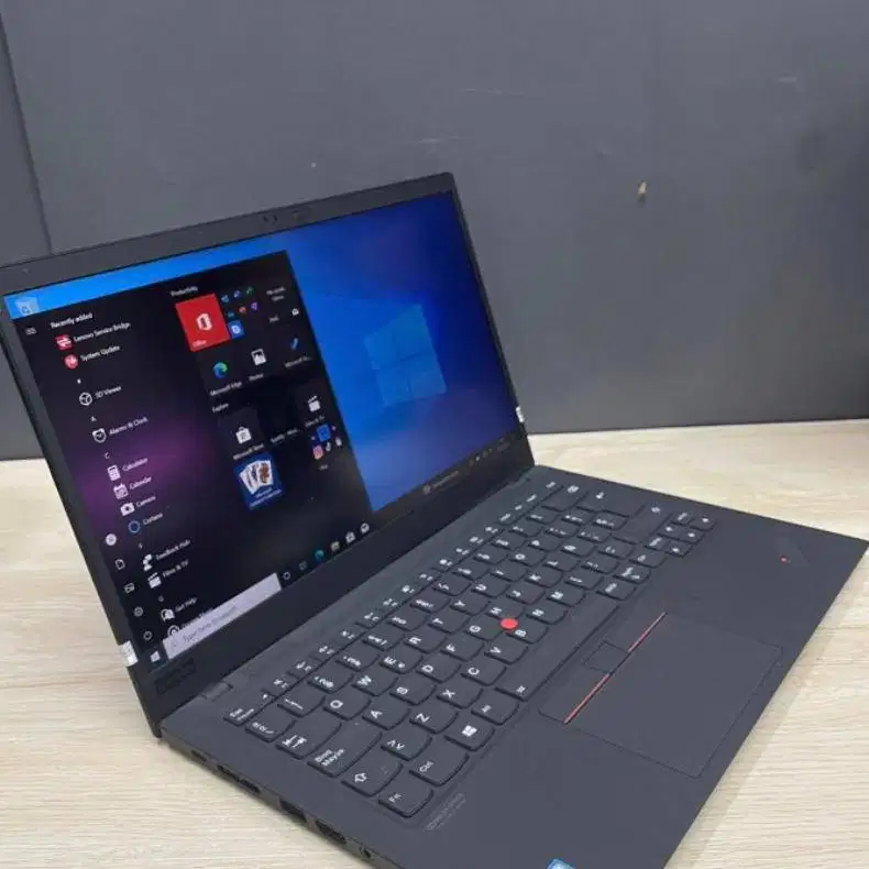 LAPTOP LENOVO THINKPAD X1 CARBON CORE I7 GEN 7 RAM 8GB SSD 256GB D-ET