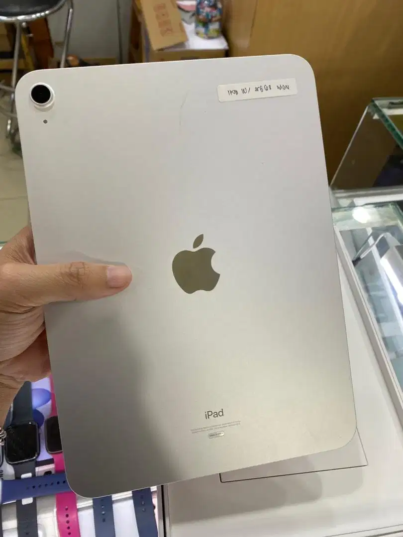 Ipad 10 256 ibox wifi only garansi on oktober 2025 mulus no minus