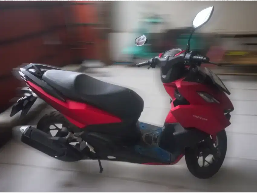 Vario 160 tahun 2023 akhir low km