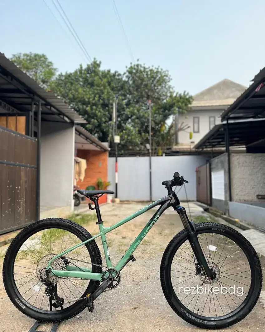 Polygon Xtrada 6 2024 Super Like New