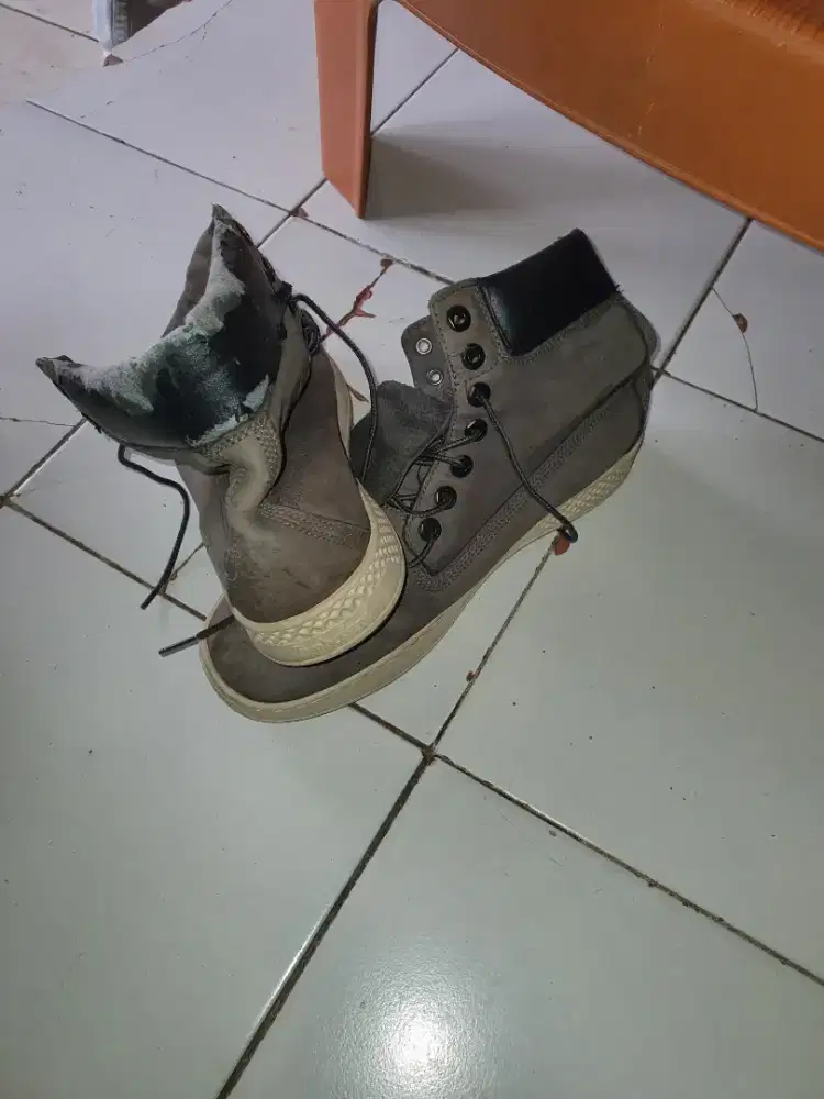 Jual sepatu boots timberland ori size 43 27cm