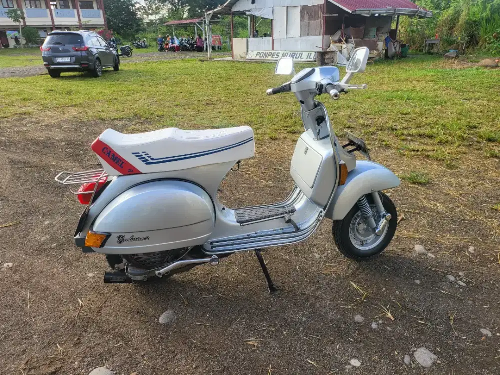 Vespa antik pasti suka