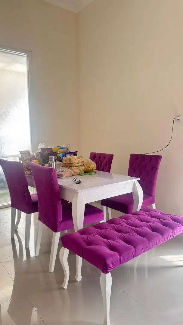 DIJUAL MEJA MAKAN SOFA
