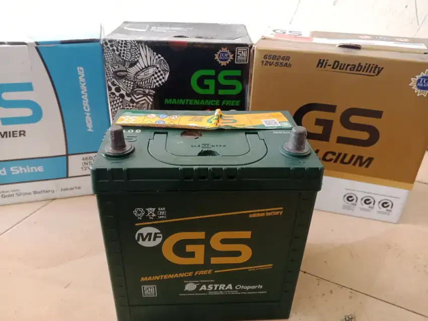 Aki mobil copotan bergaransi