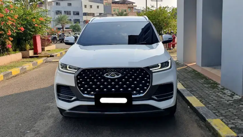 Chery tiggo 8 pro premium 2023 putih