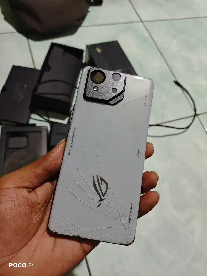 Asus rog phone 8 5g 12/256 fullset original+ aero coller x