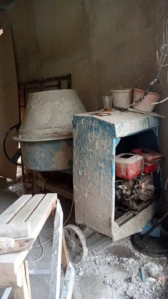 Menerima molen cor bekas proyek