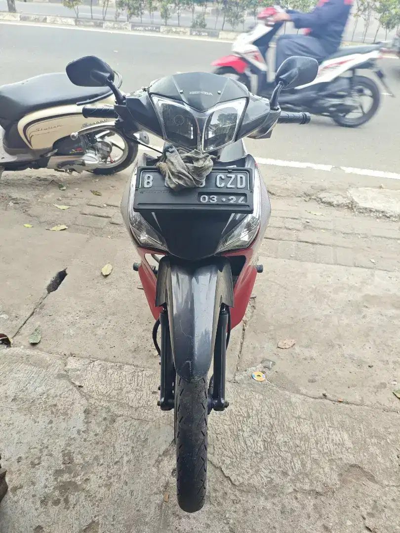 Supra x 125 helm in