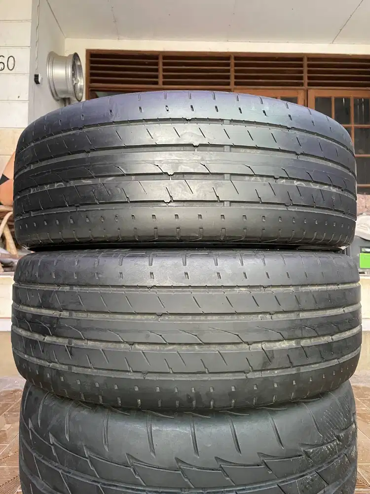 Ban Continental Ultra UC6 225 55 r19 2Pcs