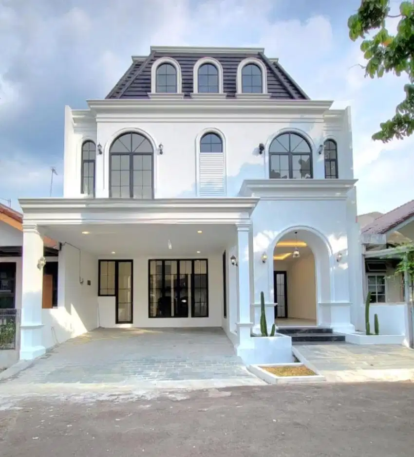 Dijual Rumah Mewah 3Lantai Di Kasuari Sektor 9 Bintaro Jaya