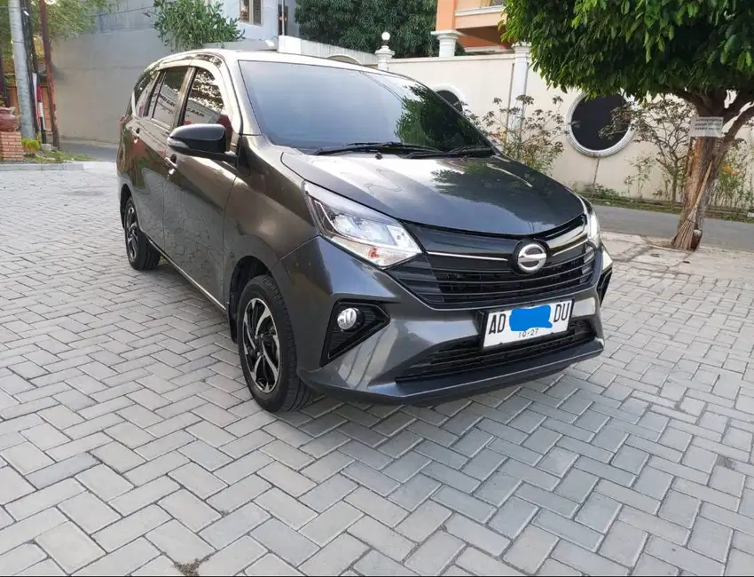 Daihatsu Sigra R MT 2022