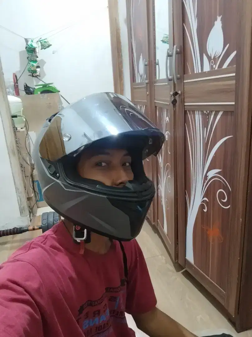 Helm kyt ttc visor sudah upgrade