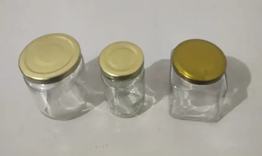 Botol Kaca Jar Tutup Gold