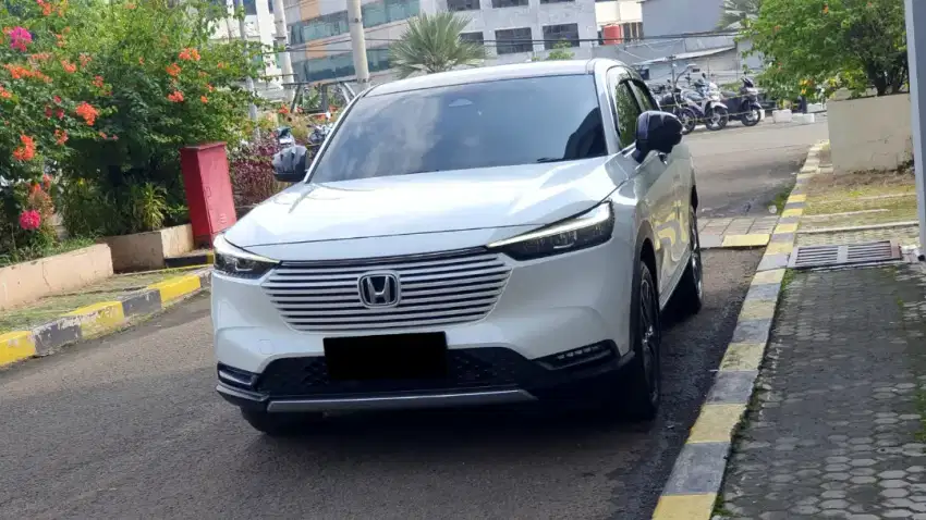 Honda hrv se sensing 2022 putih tangan pertama dari baru