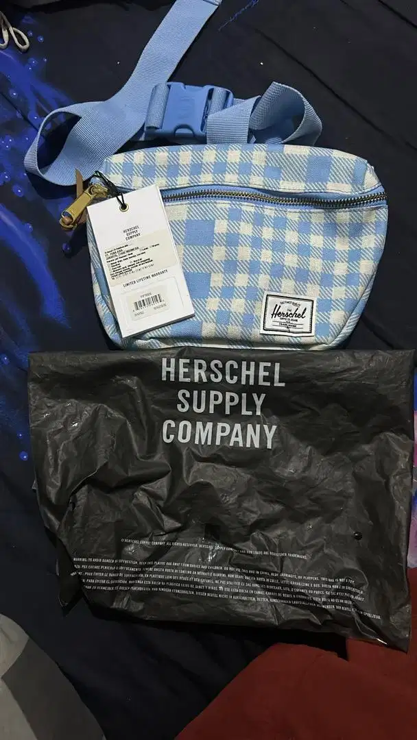 waist bag/sling bag herschel asli original bukan kw