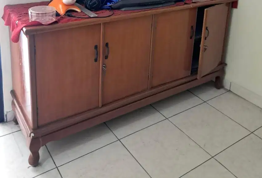 Lemari kayu berkualitas