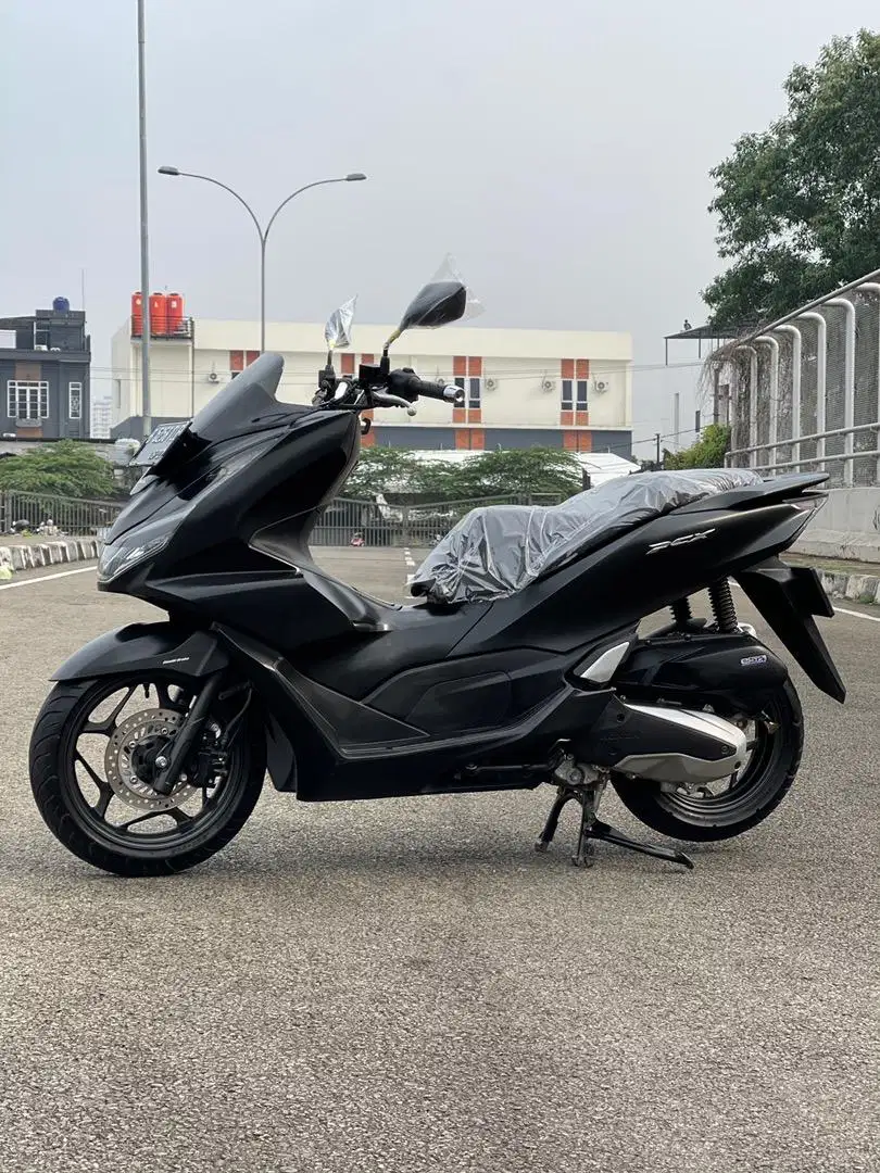 Kredit/Cash Honda Pcx 160 Cbs Tahun 2022