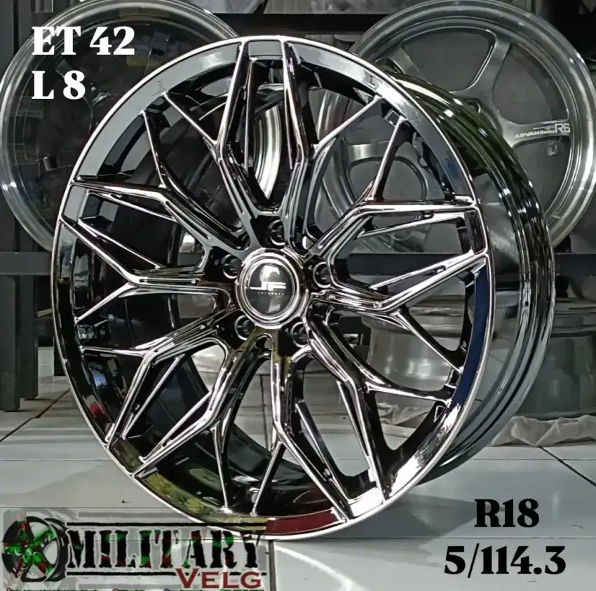 JF F796 Flowforming R18 Blackchrome