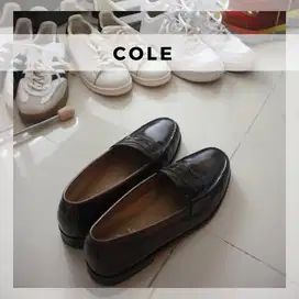 Sepatu pantofel merk cole kondisi barang sesuai dengan foto