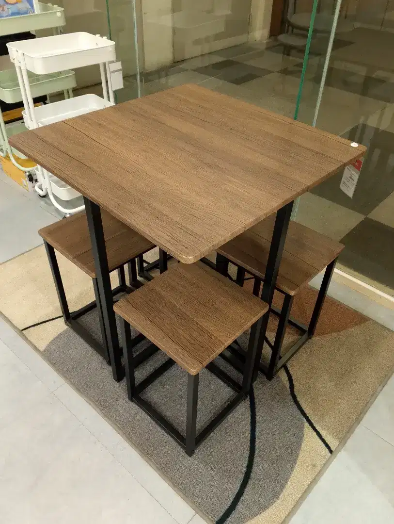 Meja cafe satu set