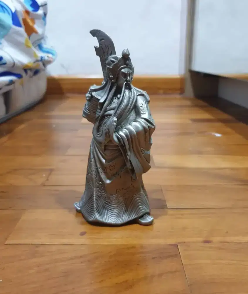 Dijual statue figurine chinese warrior Kung Guan
