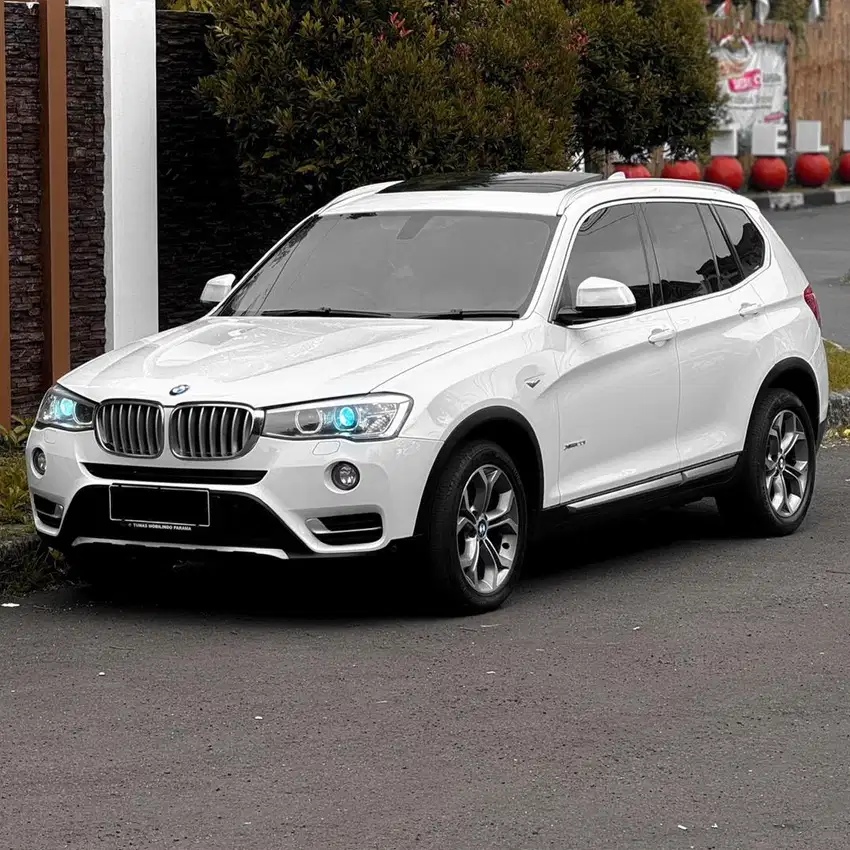 (CASH) BMW X3 F25 LCI Facelift xDrive Bensin 2014