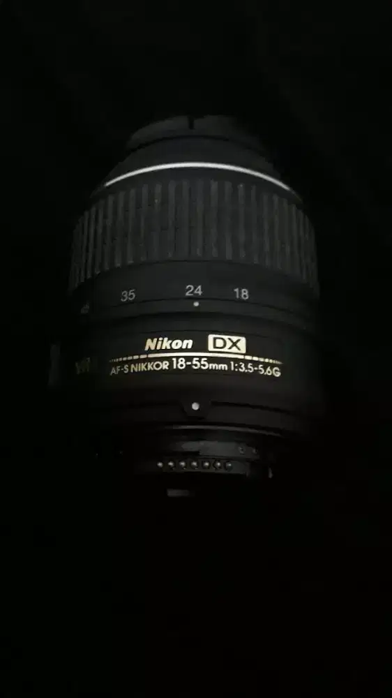Nikon AF-S DX 18-55mm F3.5-5.6G VR
