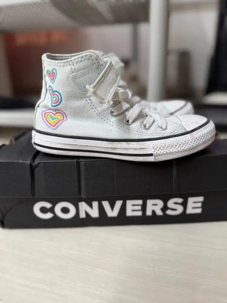 Sepatu Converse All star / Sepatu sekolah anak converse preloved