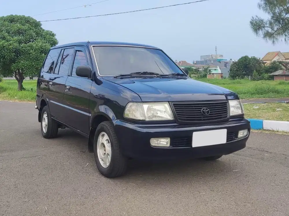 Kijang LGX 2.4 Diesel MT 2000