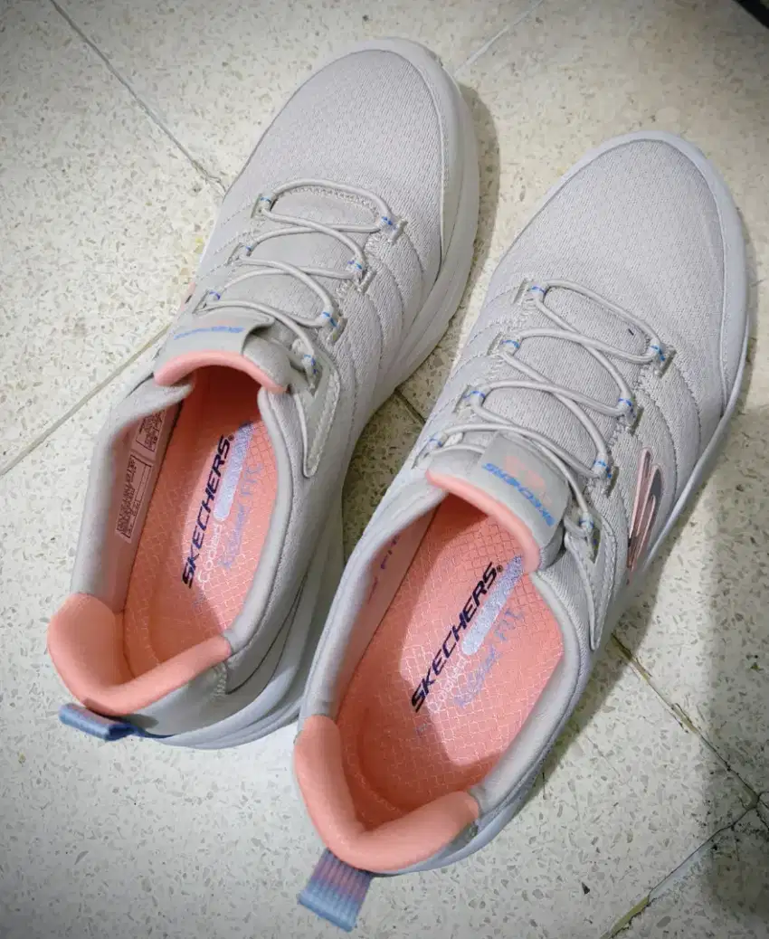 Dijual Sepatu Skechers