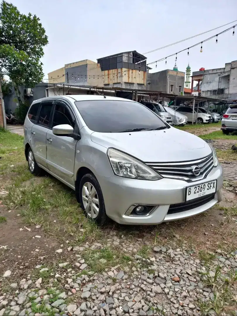 Grand livina 1.5XV metic 2015 siap pakai low km