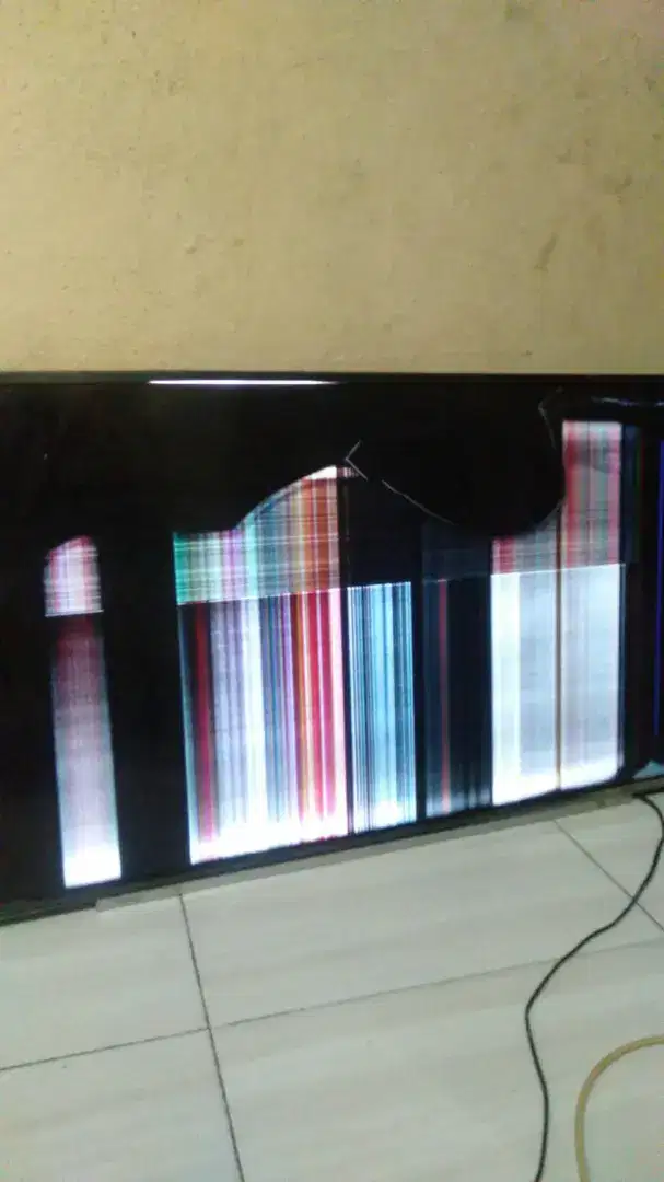 Smart TV Android Toshiba 43 inci Minus Lcd
