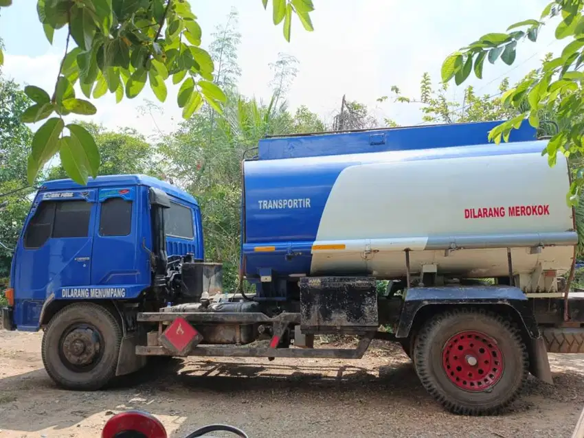 TRUCK TANGKI FUSO