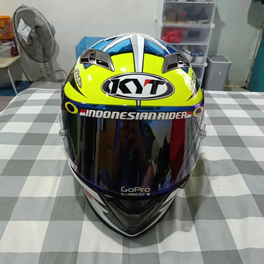 KYT Vendeta 2 Aleix Espargaro