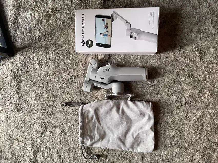 DJI Osmo Mobile 7