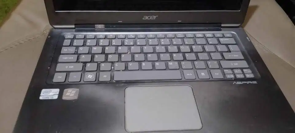 Jual laptop mati Acer S3 series, bs nego sampe deal