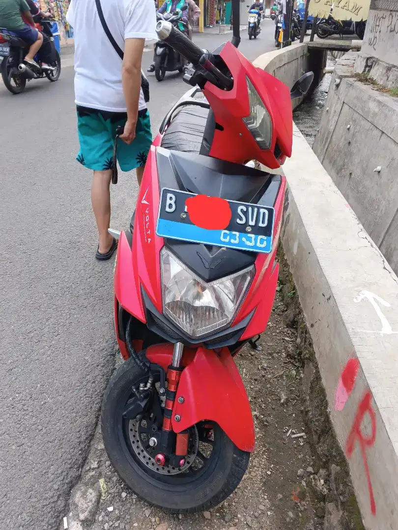 Motor Listrik Molis Volta 401 Merah