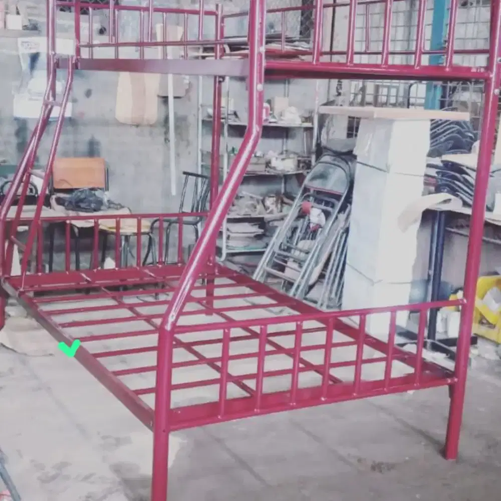 Rangka ranjang besi 2 tingkat