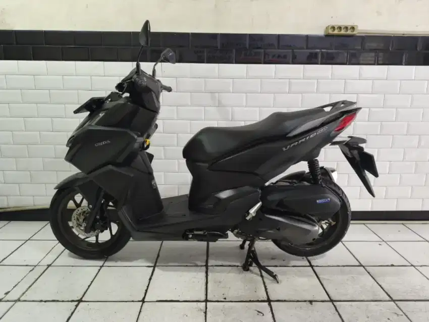 Vario 160 2023 lengkap mesinya halus