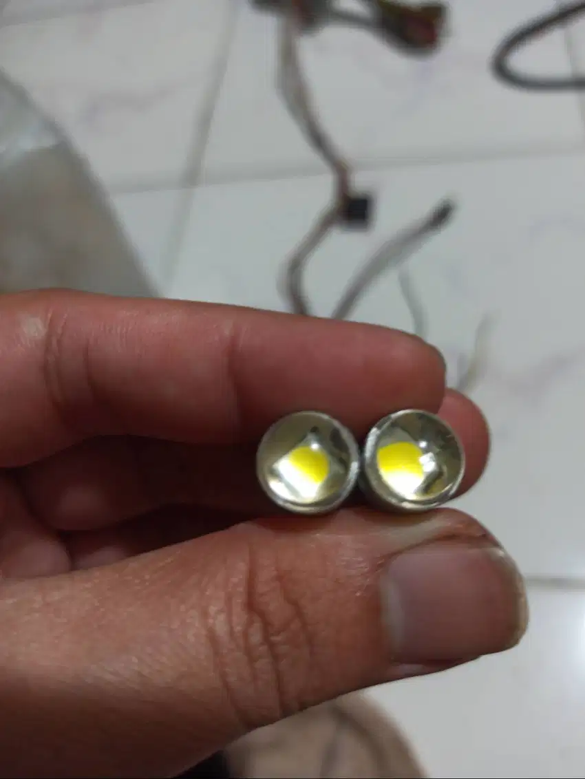 Lampu LED T10 Senja Kota Kabin Bagasi Plat Nomor Mobil Motor Philips U