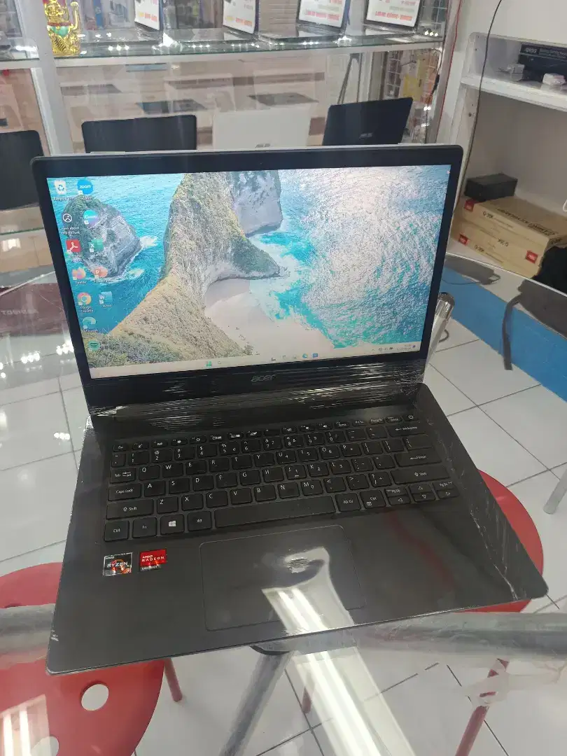 Laptop Acer Aspire Ryzen 3 Slim 14