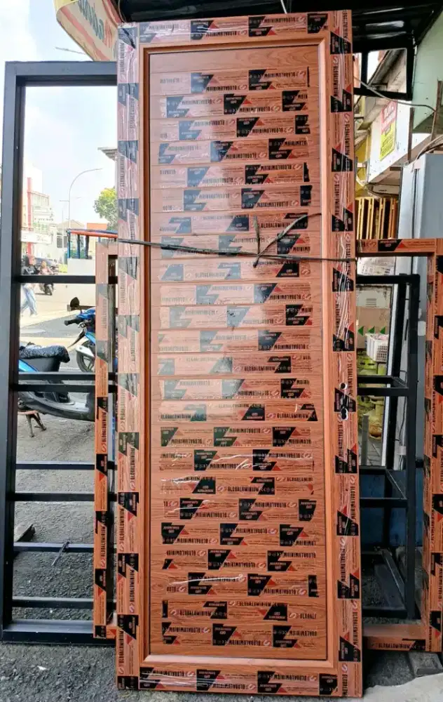 Pintu Urat kayu + kusen 4 incn ( Siap pakai )