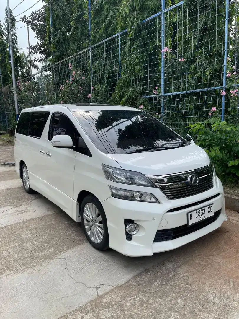 Toyota Vellfire 2.4 AT ZG 2014
