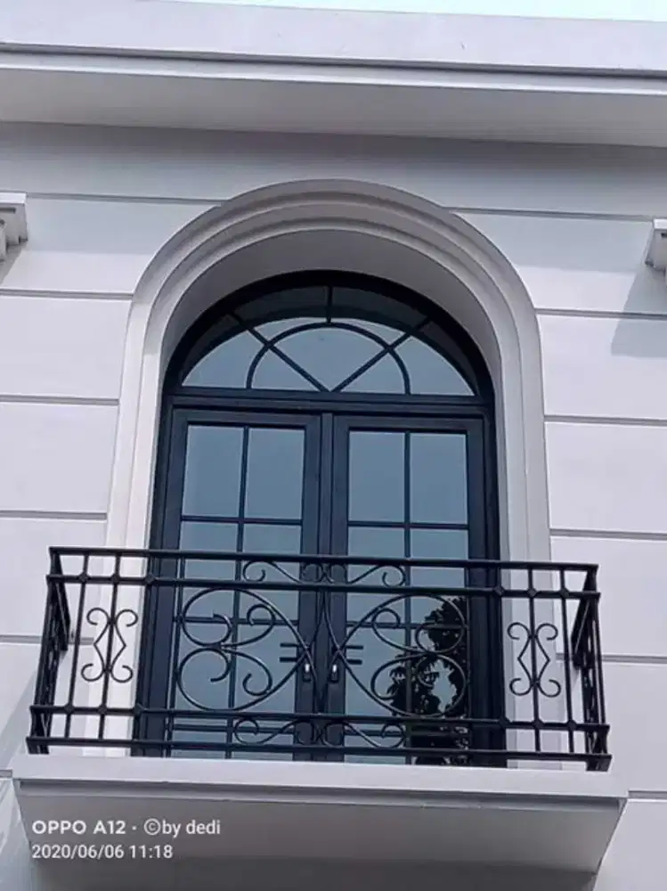 Jendela Lengkung Alumunium + kusen 4incn  ( Siap pakai