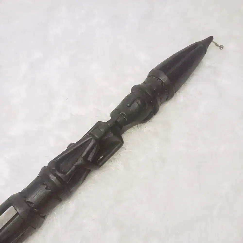 Alat Musik Tuntun Tunggal Suku Dayak Paser Borneo Ukir Patung Humanoid