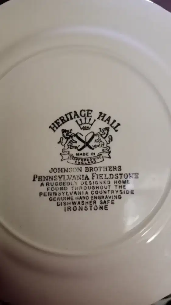 Perlengkapan makan Jhonson brother england