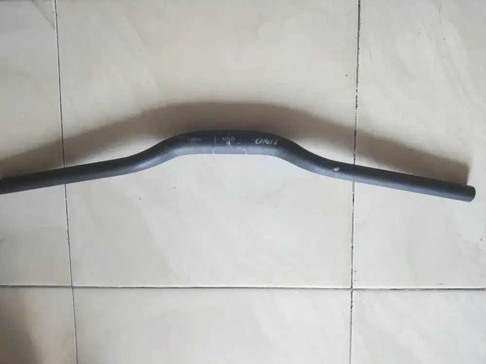 Stang sepeda uno 6061 PG