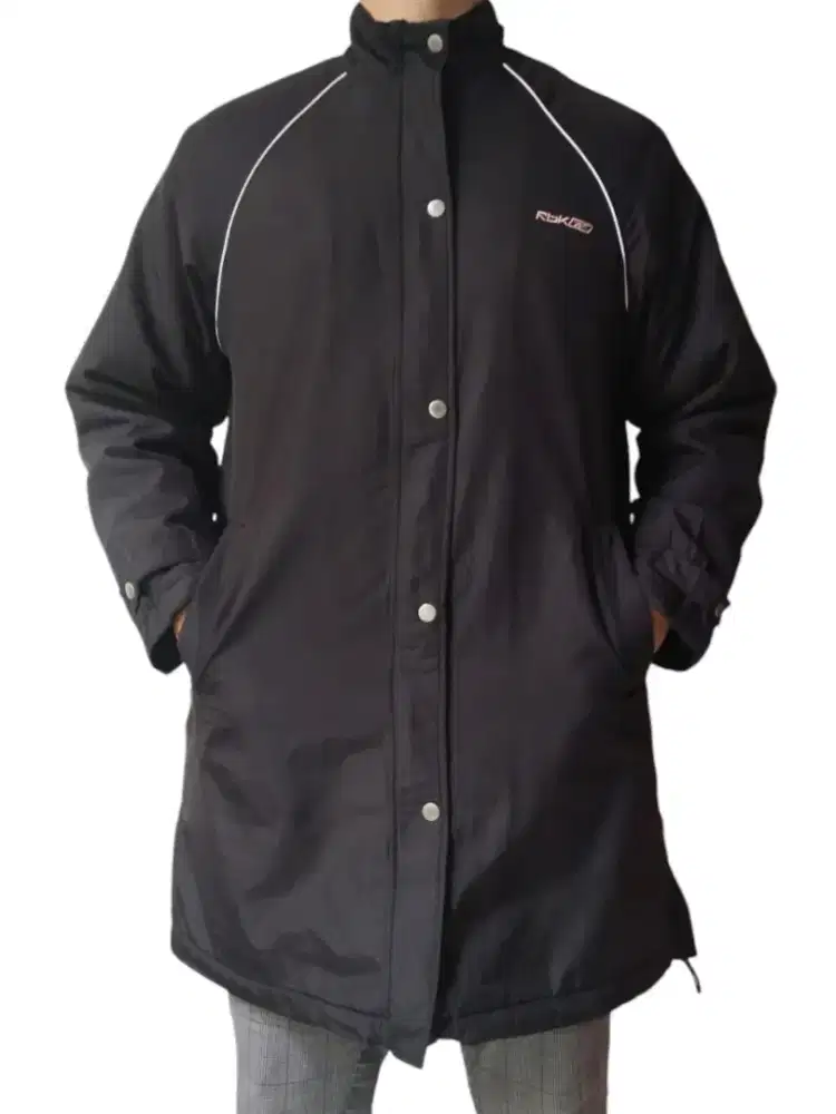 Jaket Pria/Jaket Reebok Hitam.Like New